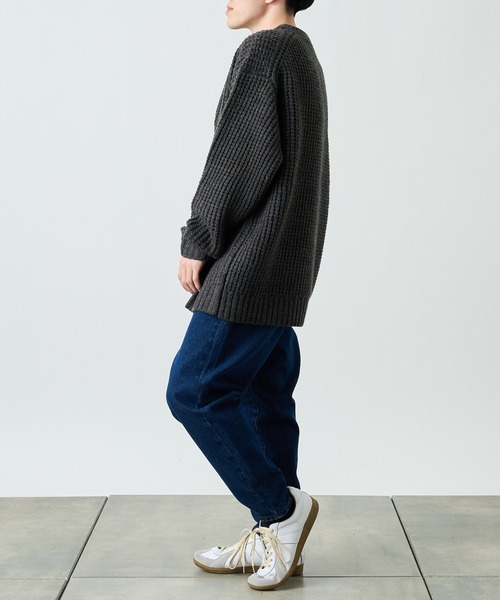 COLONY 2139（コロニートゥーワンスリーナイン）の「ウール混ロービングワッフルプルオーバー（ニット/セーター・メンズ・ブラック/グレー/カーキ・MEDIUM/LARGE/X-LARGE）」の16枚目の写真