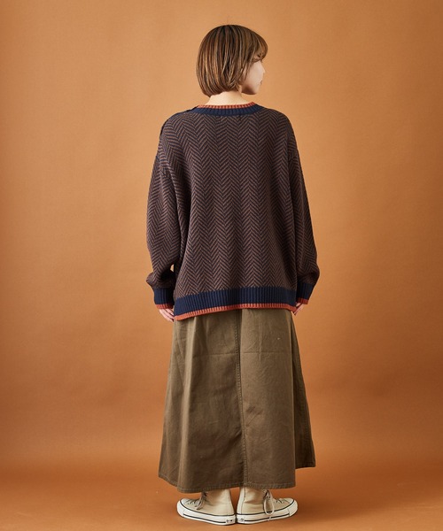 CUBE SUGAR(キューブシュガー)の「ジャガードニットヘリンボーン柄プルオーバーセーター(ニット/セーター・レディース・ホワイト/ブラック/ネイビー・M)」の22枚目の写真