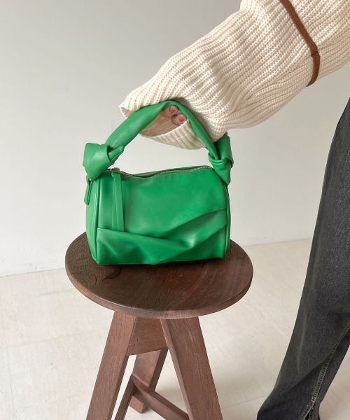 Bab（バブ）の「ノットハンドルスクエアバッグ（ボストンバッグ・レディース・ブラック/キャメル/グリーン・ONESIZE）」の17枚目の写真