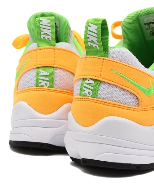 NIKE（ナイキ）の「NIKE AIR HUARACHE LIGHT（スニーカー・メンズ・オレンジ・28cm/27cm/26.5cm）」の5枚目の写真