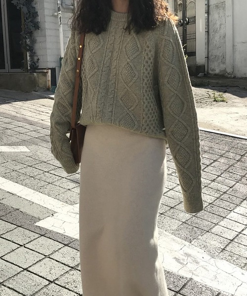MAISON DE THERESE(メゾン ド テレーズ)の「ゆったりレトロなセーター(ニット/セーター・レディース・カーキ/ホワイト・MEDIUM/LARGE)」の3枚目の写真