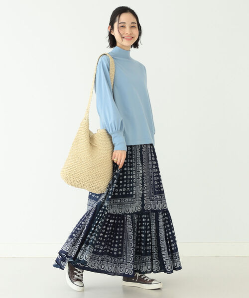 BEAMS BOY（ビームスボーイ）の「BEAMS BOY / モック ネック ギャザー ロング スリーブ カットソー（Tシャツ/カットソー・レディース・ブラック/オフホワイト/サックスブルー・ONE SIZE）」の14枚目の写真