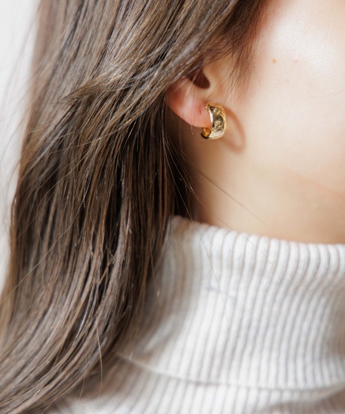 flower(フラワー)の「キルティングイヤリング(イヤリング・レディース・ゴールド/シルバー・FREE)」の5枚目の写真