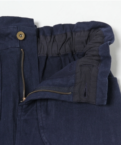 mystic(ミスティック)の「起毛ヒザ丈タイトスカート(スカート・レディース・ネイビー/ボルドー/グリーン/キャメル/ブラック・1/2)」の8枚目の写真