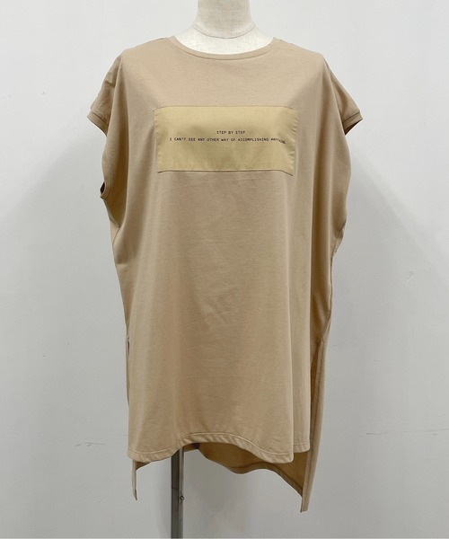 LUGIVA（ルギヴァ）の「ボックスロゴ フレンチロングTシャツ（Tシャツ/カットソー・レディース・チャコールグレー/ベージュ/オフホワイト/ブラック・M）」の6枚目の写真