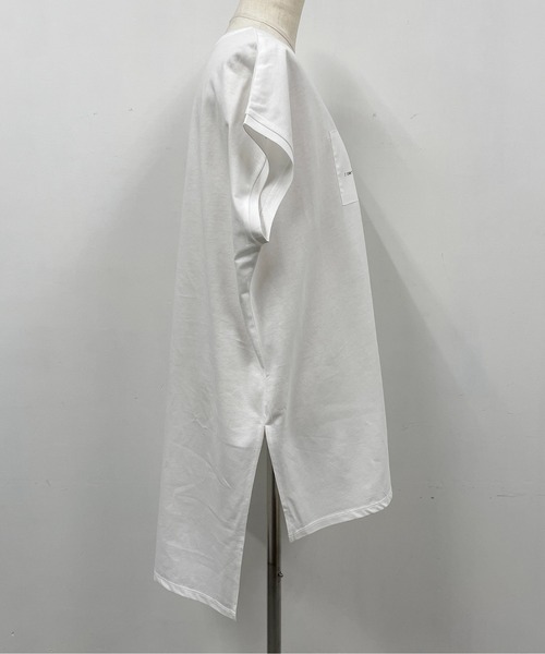 LUGIVA（ルギヴァ）の「ボックスロゴ フレンチロングTシャツ（Tシャツ/カットソー・レディース・チャコールグレー/ベージュ/オフホワイト/ブラック・M）」の8枚目の写真