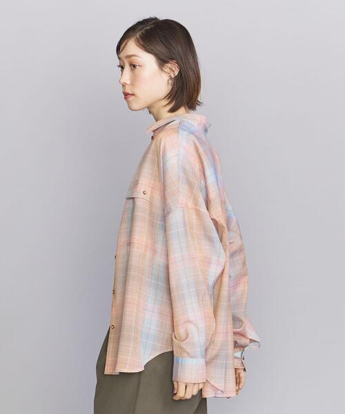BEAUTY&YOUTH UNITED ARROWS（ビューティーアンドユースユナイテッドアローズ）の「BY バックタック オンブレーチェック シャツ -ウォッシャブル-◆（シャツ/ブラウス・レディース・ピンク/ライム・FREE）」の7枚目の写真