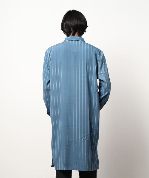 CERCA（チェルカ）の「RS/ロングシャツ（シャツ/ブラウス・メンズ・チャコールグレー/ライトグレー/ベージュ/ネイビー/ブルー/テラコッタ・LARGE/MEDIUM）」の14枚目の写真