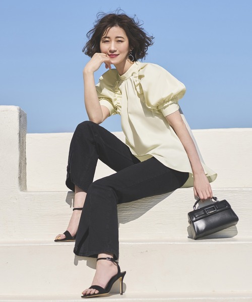 洗える ｜ スタンドカラータック&ギャザーフリルブラウス ｜ 半袖 スタンドカラー トップス 体型カバー フリル ボリューム袖 オフィスカジュアル 通勤服 華やか ブラウス（シャツ/ブラウス）｜RUIRUE BOUTIQUE（ルイルエブティック）