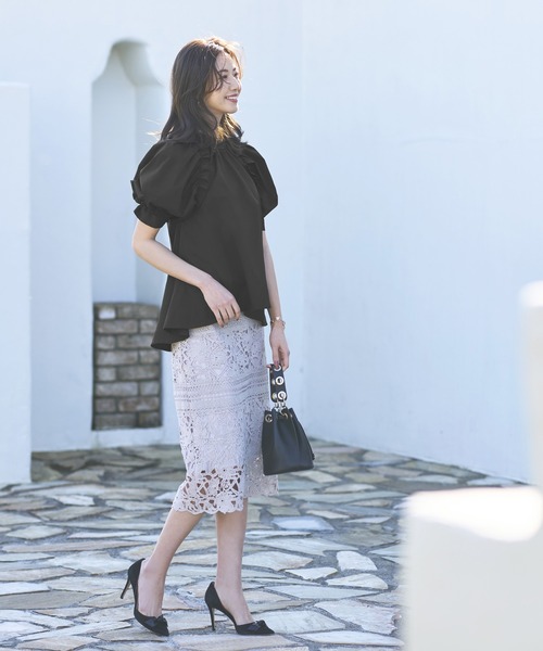 洗える ｜ スタンドカラータック&ギャザーフリルブラウス ｜ 半袖 スタンドカラー トップス 体型カバー フリル ボリューム袖 オフィスカジュアル 通勤服 華やか ブラウス（シャツ/ブラウス）｜RUIRUE BOUTIQUE（ルイルエブティック）