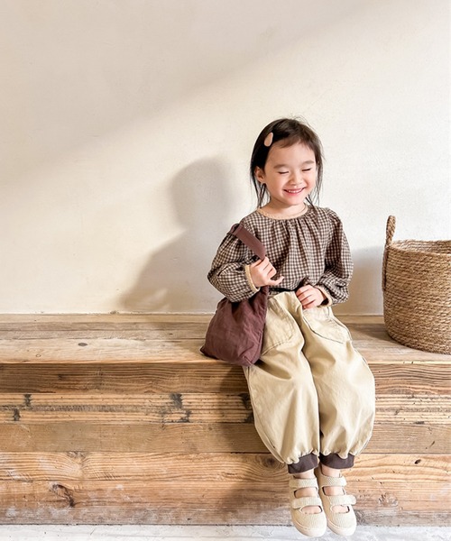aimoha（アイモハ）の「aimoha-KIDS- ギンガムチェックガーリーブラウス（シャツ/ブラウス・キッズ・ブラウン/レッド・90/130/100/110/120/80）」の4枚目の写真
