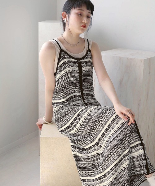 Bab（バブ）の「ミックスジャガードキャミワンピース（ワンピース・レディース・ブラック/ベージュ/アイボリー・M）」の3枚目の写真