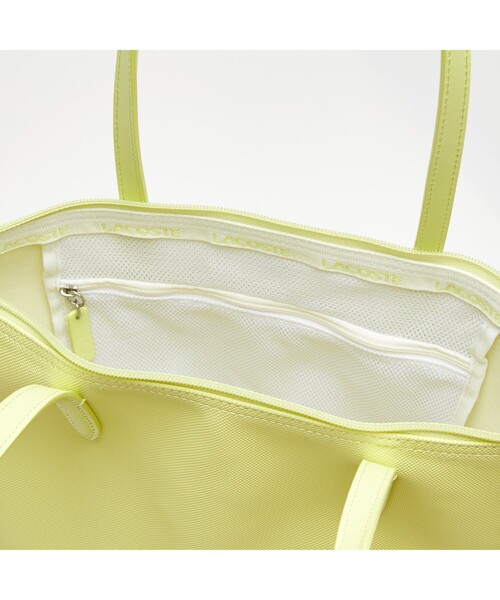 LACOSTE（ラコステ）の「L.12.12 CONCEPT スモールサイズトートバッグ（トートバッグ・レディース・スカイブルー/ブラック/ピンクベージュ/レモンイエロー/ダークネイビー/ライトブルー/ダークグリーン/レッド・FREE）」の20枚目の写真