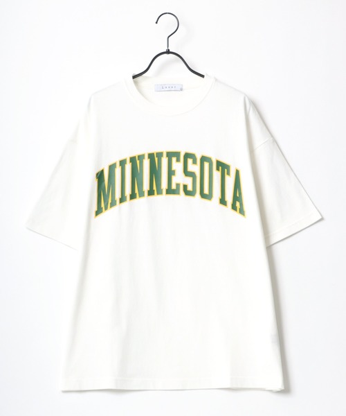 Lazar(ラザル)の「Lazar 別注 College Logo Tee/オーバーサイズ カレッジロゴ 半袖Tシャツ/レディース メンズ(Tシャツ/カットソー・メンズ・ホワイト/ブラック/ダークグリーン/ネイビー/ホワイト系その他/ブラック系その他/ベージュ系その他/ブルー系その他・LL/M/L)」の17枚目の写真