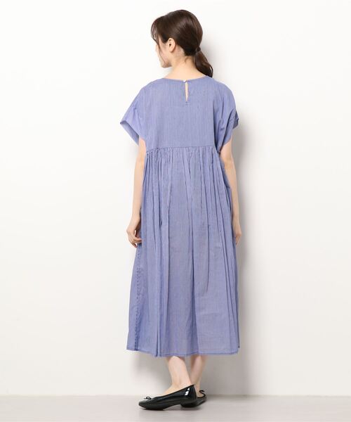 Q（キュー）の「コットンピンタックワンピース（ワンピース・レディース・レッド/ブルー系その他・MEDIUM）」の4枚目の写真