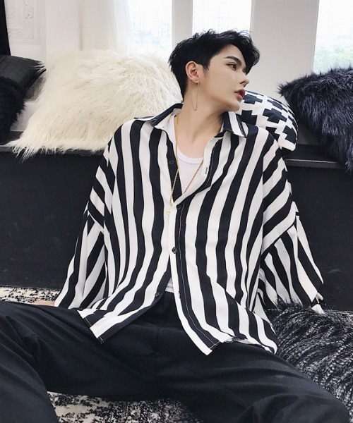 sevens(セブンズ)の「【sevens】ビッグシルエット総柄シャツ(シャツ/ブラウス・メンズ・ホワイト×ブラック・MEDIUM)」の1枚目の写真