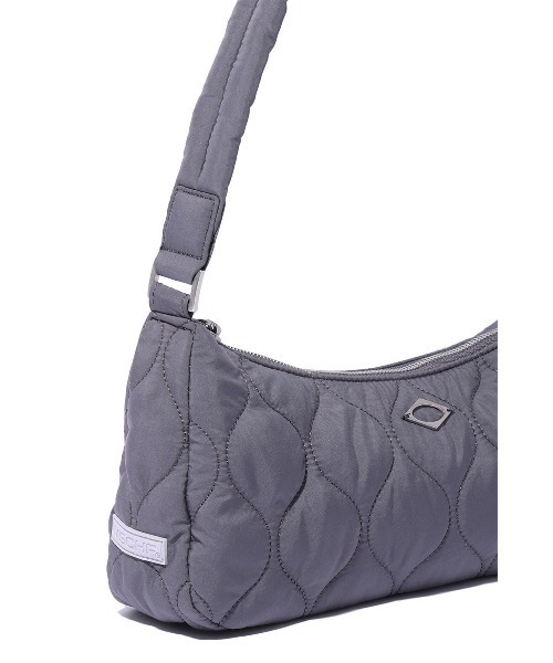 MSCHF（ミスチーフ）の「CUSHION STRAP SHOULDER BAG（ショルダーバッグ）」 WEAR