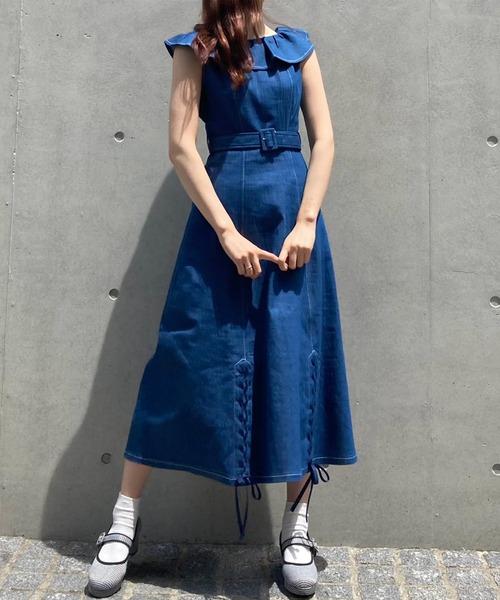 TITTY&CO.(ティティーアンドコー)の「【TITTY&CO.】ヘムスピンドルミディワンピース(ワンピース・レディース・インディゴブルー/マルチ・SMALL/MEDIUM)」の2枚目の写真