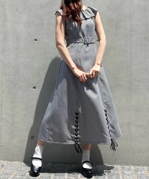 TITTY&CO.(ティティーアンドコー)の「【TITTY&CO.】ヘムスピンドルミディワンピース(ワンピース・レディース・インディゴブルー/マルチ・SMALL/MEDIUM)」の10枚目の写真