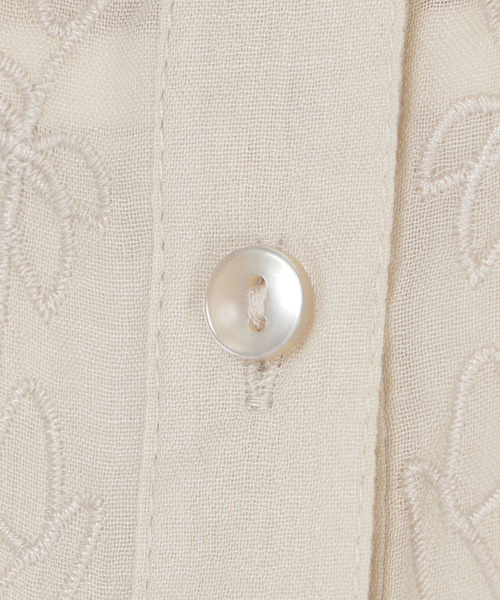 LBC（エルビーシー）の「シアー刺繍シャツ（シャツ/ブラウス・レディース・ブラック/ダークグリーン/ベージュ・M/L）」の21枚目の写真