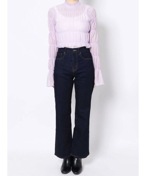 jouetie(ジュエティ)の「シャーリングクロップドブラウス(シャツ/ブラウス・レディース・ブラック/パープル/オフホワイト/イエロー・MEDIUM)」の13枚目の写真