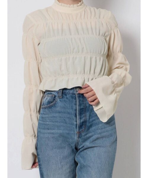 jouetie(ジュエティ)の「シャーリングクロップドブラウス(シャツ/ブラウス・レディース・ブラック/パープル/オフホワイト/イエロー・MEDIUM)」の18枚目の写真