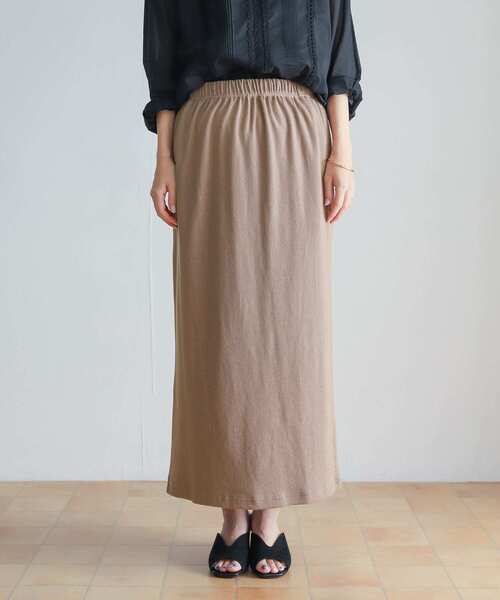 URBAN RESEARCH DOORS(アーバンリサーチドアーズ)の「リブカットストレートスカート(スカート・レディース・ブラック/モカ・MEDIUM)」の6枚目の写真