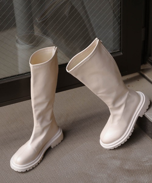 Bab(バブ)の「トラックソールロングブーツ(ブーツ・レディース・ブラック/ブラウン/アイボリー・23.5cm/24.5cm/23.0cm/24.0cm)」の2枚目の写真