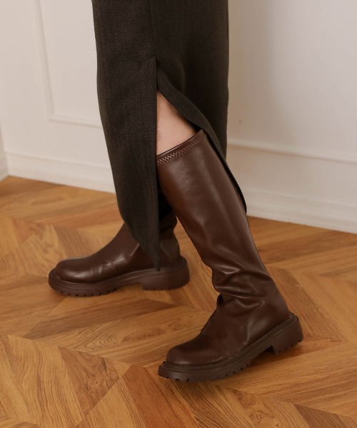 Bab(バブ)の「トラックソールロングブーツ(ブーツ・レディース・ブラック/ブラウン/アイボリー・23.5cm/24.5cm/23.0cm/24.0cm)」の10枚目の写真