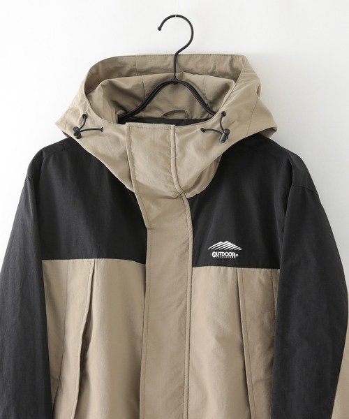 OUTDOOR PRODUCTS(アウトドアプロダクツ)の「【OUTDOOR PRODUCTS/アウトドアプロダクツ】切り替えマウンテンパーカー 撥水 透湿 UVカット ユニセックス(マウンテンパーカー・メンズ・ベージュ/ブラック/カーキ/ネイビー/グリーン/ライトベージュ/チャコールグレー・MEDIUM/LARGE/X-LARGE/SMALL)」の5枚目の写真