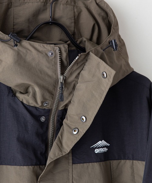OUTDOOR PRODUCTS(アウトドアプロダクツ)の「【OUTDOOR PRODUCTS/アウトドアプロダクツ】切り替えマウンテンパーカー 撥水 透湿 UVカット ユニセックス(マウンテンパーカー・メンズ・ベージュ/ブラック/カーキ/ネイビー/グリーン/ライトベージュ/チャコールグレー・MEDIUM/LARGE/X-LARGE/SMALL)」の14枚目の写真