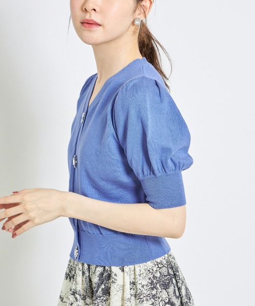 tocco closet（トッコ　クローゼット）の「クリアビジュー装飾パフスリーブカーディガン（カーディガン/ボレロ・レディース・ブラック/ブルー・M）」の19枚目の写真