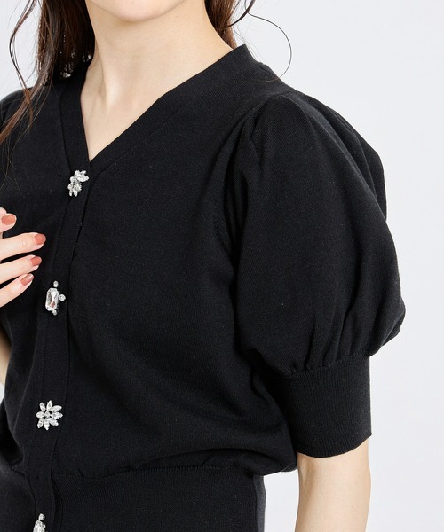 tocco closet（トッコ　クローゼット）の「クリアビジュー装飾パフスリーブカーディガン（カーディガン/ボレロ・レディース・ブラック/ブルー・M）」の3枚目の写真