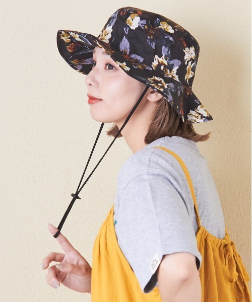 KiU(キウ)の「KiUキウパッカブルバケットハット(ハット・レディース・ホワイト系その他/ブラック系その他/ブラック系その他2/ブラック×レッド/グリーン系カモフラージュ/ベージュ系その他/グリーン系その他/ネイビー系/ブラック/ブラック系その他3・M)」の6枚目の写真