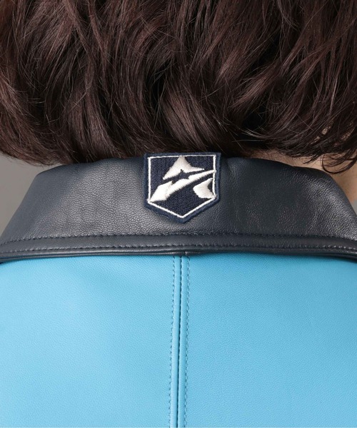 AVIREX（アヴィレックス）の「《REBUILD COLLECTION》ライオン ツートン バーシティ ジャケット / LION 2TONE VARSITY JACKET（スタジャン・メンズ・ネイビー・L/2XL/XL/M）」の13枚目の写真