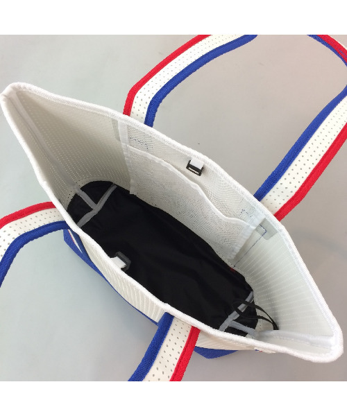 SPICE OF LIFE（スパイス オブ ライフ）の「ライトトートバッグ EVA軽量メッシュ トリコロール スポーツバッグ/ジムバッグ/エコバッグ（トートバッグ・レディース・ホワイト×ネイビー・ONE SIZE）」の6枚目の写真