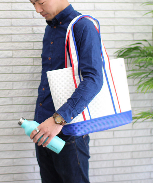 SPICE OF LIFE（スパイス オブ ライフ）の「ライトトートバッグ EVA軽量メッシュ トリコロール スポーツバッグ/ジムバッグ/エコバッグ（トートバッグ・レディース・ホワイト×ネイビー・ONE SIZE）」の8枚目の写真