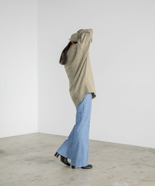 yuw（ユウ）の「リメイクフレアデニムパンツ　168168（デニムパンツ・レディース・ライトブルー/ブルー・MEDIUM/LARGE）」の11枚目の写真