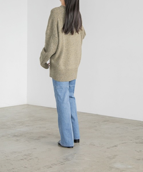 yuw（ユウ）の「リメイクフレアデニムパンツ　168168（デニムパンツ・レディース・ライトブルー/ブルー・MEDIUM/LARGE）」の12枚目の写真