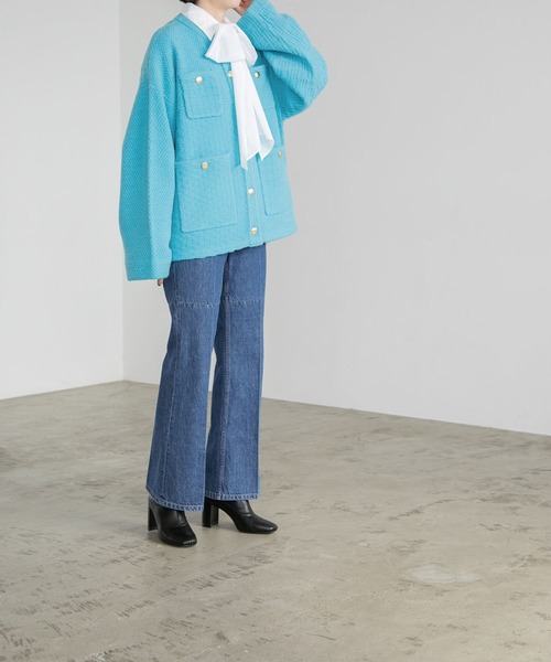 yuw（ユウ）の「リメイクフレアデニムパンツ　168168（デニムパンツ・レディース・ライトブルー/ブルー・MEDIUM/LARGE）」の17枚目の写真