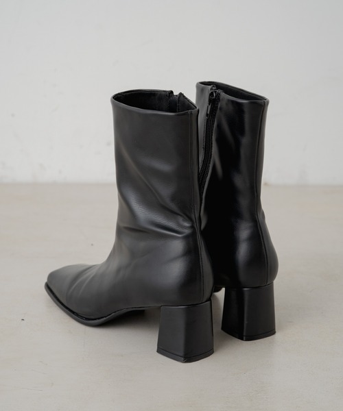 Kastane（カスタネ）の「スクエアミドルブーツ（ブーツ・レディース・ブラック/ブラウン・S/M/L）」の4枚目の写真