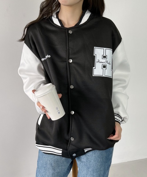 CLEA(クレア)の「ロゴプリントオーバーサイズスタジャン(スタジャン・レディース・ホワイト/ブルー・FREE)」の8枚目の写真