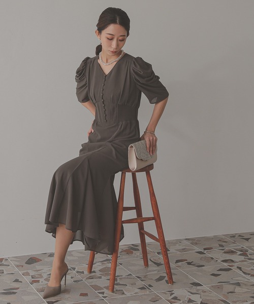 kana コーデュロイ チョーカー風 ボリューム袖 シアー M ワンピ 結婚式 Kana（カナ）の「Vネック 5分袖 ギャザー袖 ボリューム袖 シフォン