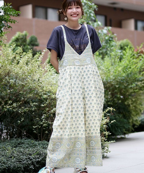 チチカカ（チチカカ）の「エコフレンドリー フロルブロックプリントサロペットパンツ（サロペット/オーバーオール・レディース・イエロー/ブルー/アイボリー・FREE）」の3枚目の写真