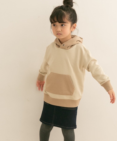 URBAN RESEARCH DOORS(アーバンリサーチドアーズ)の「配色裏毛ビッグフーディ(KIDS)(スウェット・キッズ・ベージュ/グレー・105/120/135)」の4枚目の写真