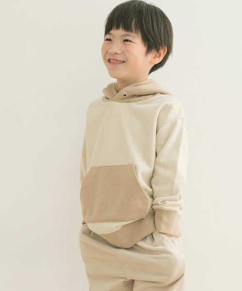 URBAN RESEARCH DOORS(アーバンリサーチドアーズ)の「配色裏毛ビッグフーディ(KIDS)(スウェット・キッズ・ベージュ/グレー・105/120/135)」の9枚目の写真