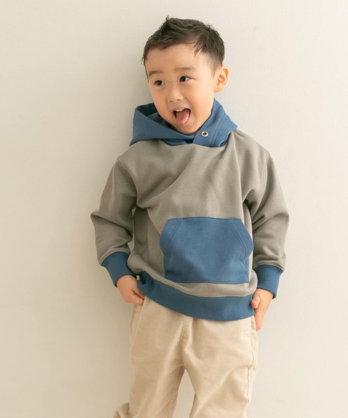 URBAN RESEARCH DOORS(アーバンリサーチドアーズ)の「配色裏毛ビッグフーディ(KIDS)(スウェット・キッズ・ベージュ/グレー・105/120/135)」の17枚目の写真