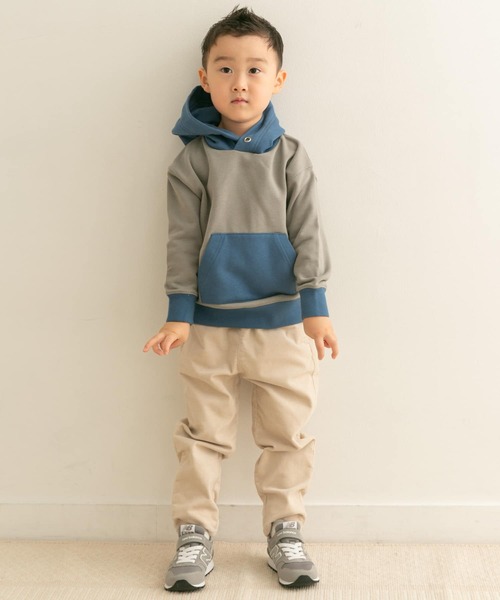 URBAN RESEARCH DOORS(アーバンリサーチドアーズ)の「配色裏毛ビッグフーディ(KIDS)(スウェット・キッズ・ベージュ/グレー・105/120/135)」の19枚目の写真