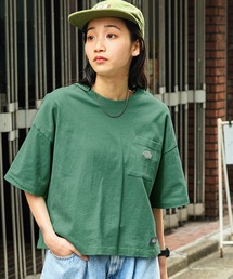 Dickies（ディッキーズ）の「Dickies/ディッキーズ ロゴ刺繍 ワイドショートポケット半袖Tシャツ（Tシャツ/カットソー・レディース）」
