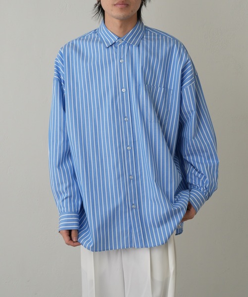 COLONY 2139（コロニートゥーワンスリーナイン）の「ブロードストライプBIGサイズレギュラーカラーシャツ（シャツ/ブラウス・メンズ・ホワイト/ブラック/ブルー・MEDIUM/LARGE/X-LARGE）」の3枚目の写真